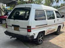 https://riyasewana.com/uploads/toyota-townace-cr27-10841324393.jpg