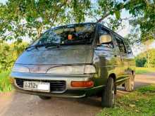 https://riyasewana.com/uploads/toyota-townace-cr27-14711144143.jpg