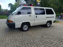 https://riyasewana.com/uploads/toyota-townace-cr27-1989-212122612653.jpg