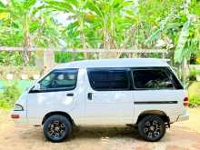 https://riyasewana.com/uploads/toyota-townace-cr27-1994-1920403012083.jpg