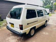 https://riyasewana.com/uploads/toyota-townace-cr27-1995-32171412764.jpg