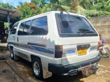 https://riyasewana.com/uploads/toyota-townace-cr27-21139154322.jpg