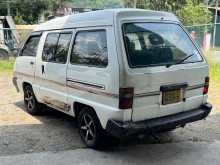https://riyasewana.com/uploads/toyota-townace-cr27-212036194363.jpg