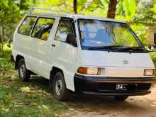 Toyota Townace CR27 1990 Van