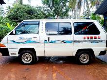 https://riyasewana.com/uploads/toyota-townace-cr27-251238447003.jpg