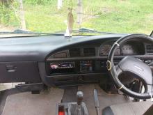 https://riyasewana.com/uploads/toyota-townace-cr27-261003206724.jpg