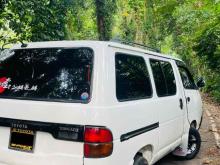 https://riyasewana.com/uploads/toyota-townace-cr27-510421024852.jpg