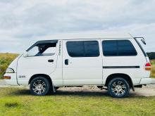 https://riyasewana.com/uploads/toyota-townace-cr27-918014824952.jpg