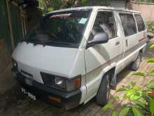https://riyasewana.com/uploads/toyota-townace-cr36-1987-1319080312822.jpg