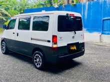 https://riyasewana.com/uploads/toyota-townace-gl-2011-47511912872.jpg