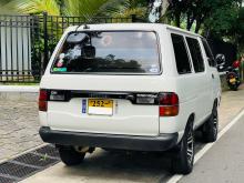 https://riyasewana.com/uploads/toyota-townace-lotto-18858536964.jpg
