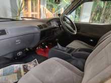 https://riyasewana.com/uploads/toyota-townace-lotto-1992-1820243512664.jpg