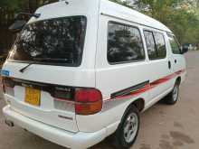 https://riyasewana.com/uploads/toyota-townace-lotto-1993-257032712554.jpg