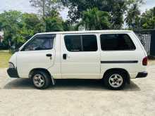 https://riyasewana.com/uploads/toyota-townace-lotto-1993-2717343612764.jpg