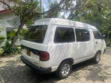 https://riyasewana.com/uploads/toyota-townace-lotto-1993-811271712594.jpg