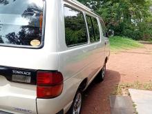 https://riyasewana.com/uploads/toyota-townace-lotto-217112417186.jpg