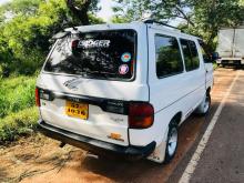 https://riyasewana.com/uploads/toyota-townace-lotto-252201237004.jpg