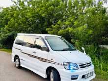 Toyota TownAce Noah 2004 Van