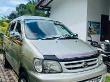 Toyota TownAce Noha 2001 Van