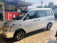 Toyota Townace Noha 2000 Van