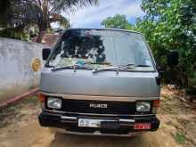 Toyota Hiace 1988 Van