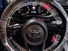 https://riyasewana.com/uploads/toyota-toyata-yarese-24517154023.jpg