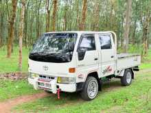 Toyota Toyoace 1993 Crew Cab