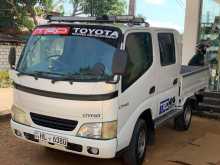 Toyota Toyoace 2000 Crew Cab