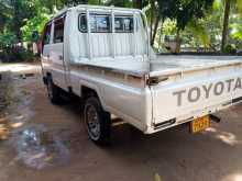 https://riyasewana.com/uploads/toyota-toyoace-crew-1993-3121315012483.jpg
