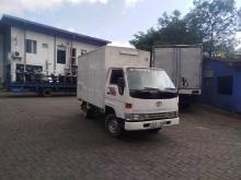 Toyota Toyota 2000 Lorry