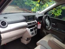 https://riyasewana.com/uploads/toyota-toyota-1720440917705.jpg