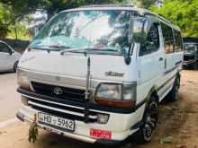 https://riyasewana.com/uploads/toyota-toyota-181806104182.jpg
