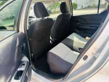 https://riyasewana.com/uploads/toyota-toyota-211453564433.jpg