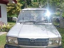 Toyota Toyota 2002 Car
