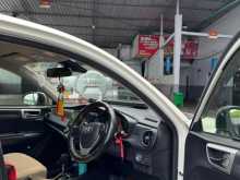 https://riyasewana.com/uploads/toyota-toyota-3110930215.jpg