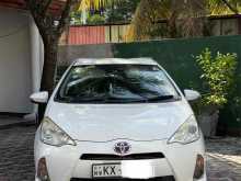Toyota Aqua G Grade 2012 Car