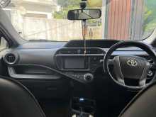https://riyasewana.com/uploads/toyota-toyota-aqua-1020323122132.jpg