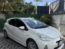 https://riyasewana.com/uploads/toyota-toyota-aqua-1020323122363.jpg