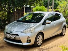 Toyota AQUA S LIMITED 2014 Car