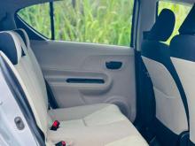 https://riyasewana.com/uploads/toyota-toyota-aqua-141529446104.jpg