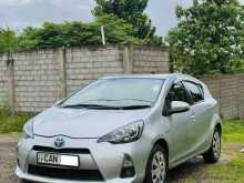 Toyota AQUA S LIMITED 2013 Car