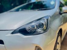 https://riyasewana.com/uploads/toyota-toyota-aqua-151353216614.jpg