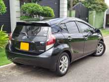 https://riyasewana.com/uploads/toyota-toyota-aqua-17160154393.jpg