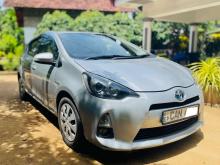 https://riyasewana.com/uploads/toyota-toyota-aqua-172309066914.jpg