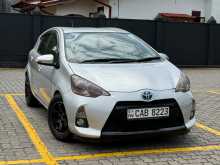 Toyota Aqua S Grade 2012 Car