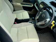 https://riyasewana.com/uploads/toyota-toyota-aqua-2012-1812110712974.jpg