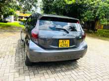 https://riyasewana.com/uploads/toyota-toyota-aqua-2012-2113232912823.jpg