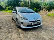 Toyota Aqua S Limited 2012 Car