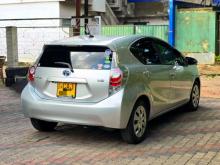 https://riyasewana.com/uploads/toyota-toyota-aqua-26736546384.jpg
