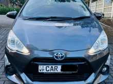 https://riyasewana.com/uploads/toyota-toyota-aqua-2712232232.jpg
